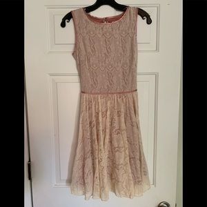 Speechless vintage look lace overlay dress